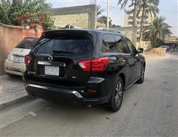 نیسان پاسفایندەر